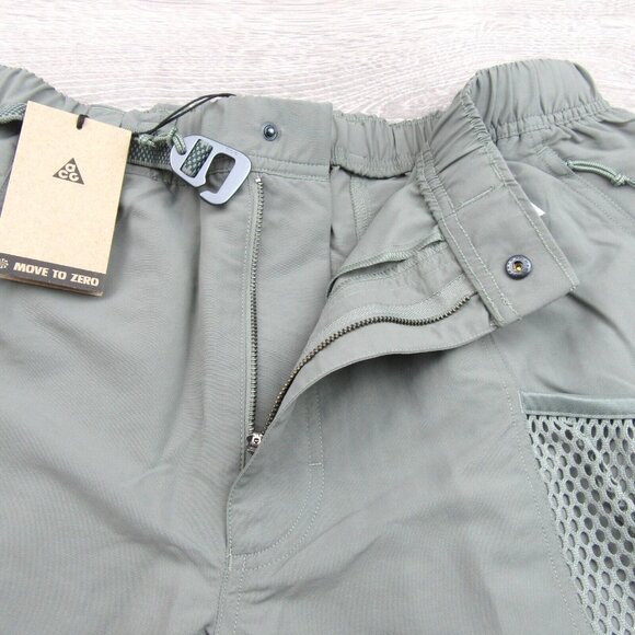 Nike ACG "Snowgrass" Cargo Shorts Men's Size Large Dark Stucco NEW - Picture 5 of 14